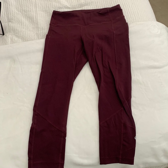 Lululemon cropped legging - Picture 1 of 5
